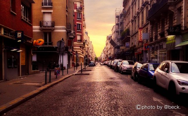 フランス車の全て!オシャレに楽しめて車中泊も余裕なフランス車をご紹介!