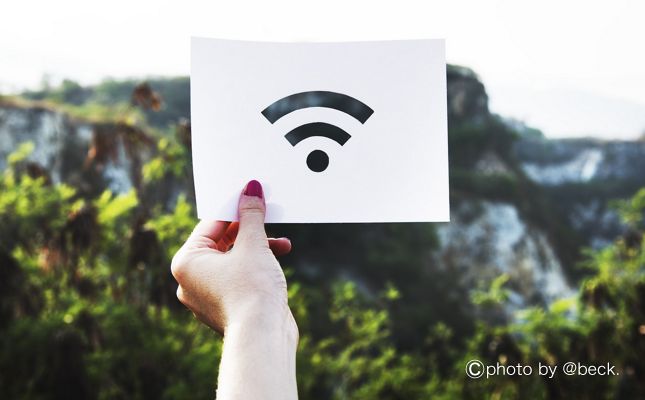 車中泊に最適なWiFiは？繋がりやすさや価格を徹底比較してみた！車中泊旅行は情報があればあるほど快適な旅が行える。山間部などの車中泊スポットでも活躍するポケットWiFiについて考察してみた。